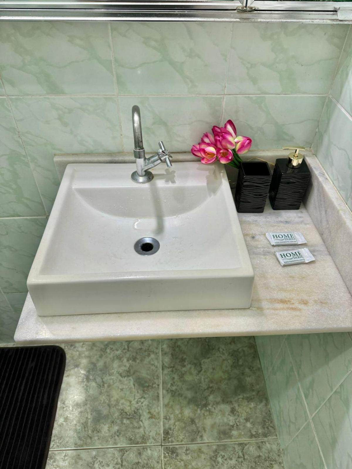 Apartamento Otimo A 50 Metros Da D F 242 Ap201a *